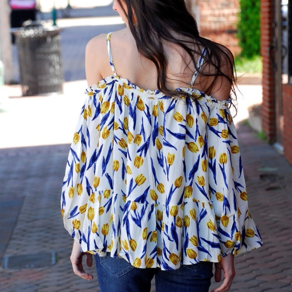 Last One!! Floral Off Shoulder Top - Picture 2 of 4